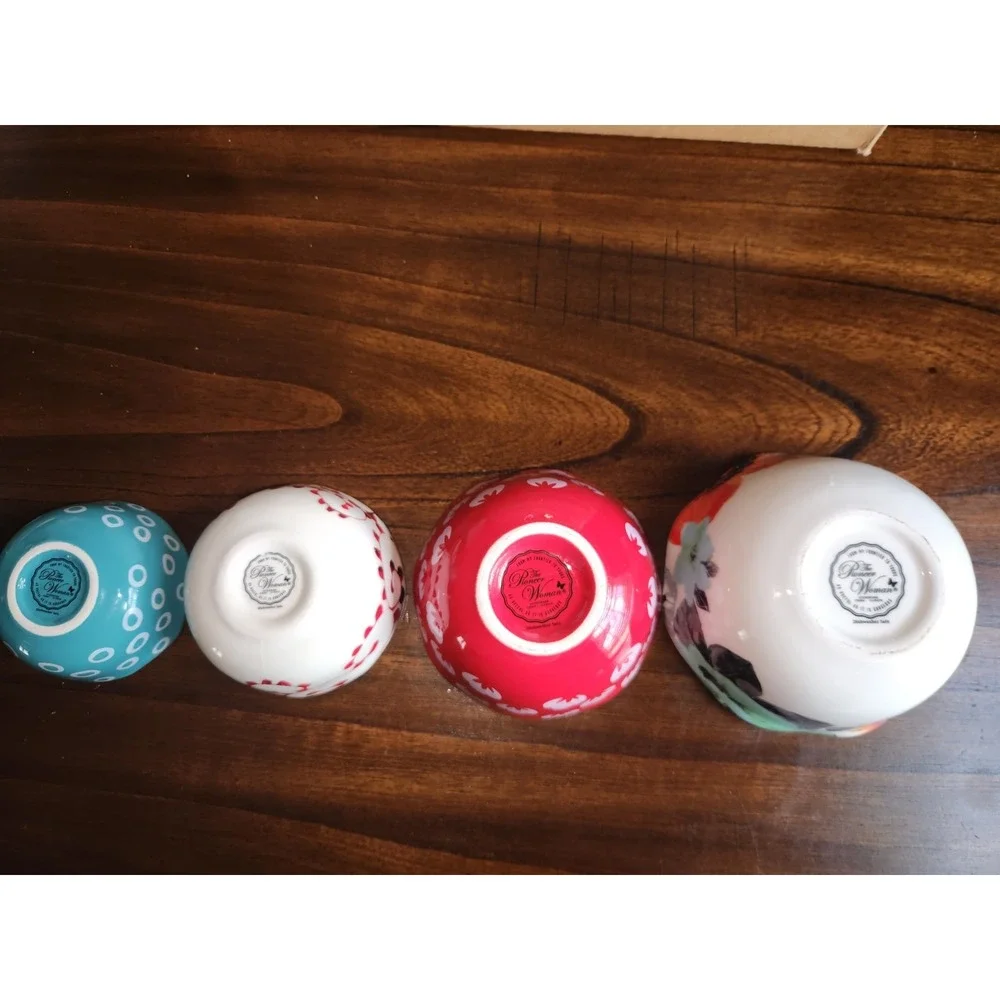 Set of 4 ceramic nesting measuring bowls Pioneer Woman Floral Colorful Scalloped
